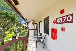 4570 Lucerne Lakes Blvd E, Lake Worth, FL 33467 - Photo 6