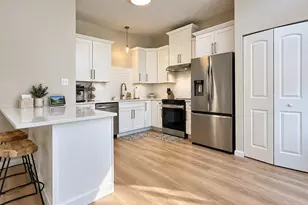 13009 W Meadowbreeze Dr, Wellington, FL 33414 - Photo 2