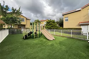 105 Lighthouse Cir, Tequesta, FL 33469 - Photo 22