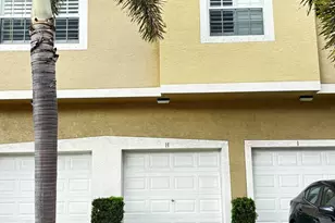 105 Lighthouse Cir, Tequesta, FL 33469 - Photo 1
