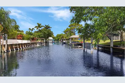 1210 SW 26th Avenue, Boynton Beach, FL 33426 - Photo 24