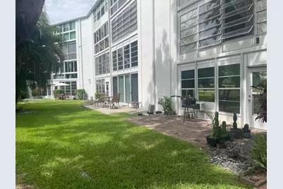350 Keswick C, Deerfield Beach, FL 33442 - Photo 16