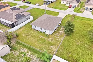1410 Kissimmee Ct, Poinciana, FL 34759 - Photo 2