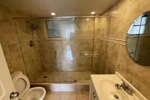 16400 NE 17th Ave, North Miami Beach, FL 33162 - Photo 10