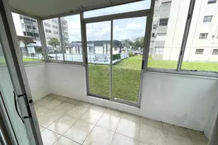 16400 NE 17th Ave, North Miami Beach, FL 33162 - Photo 12