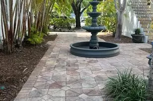 608 SE 6th St, Fort Lauderdale, FL 33301 - Photo 2