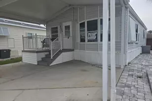 5320 SE 65th Terrace SE, Okeechobee, FL 34974 - Photo 1