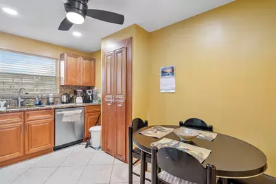 9221 Sunrise Lakes Boulevard #109, Sunrise, FL 33322 - Photo 4