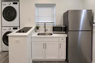 40 SW 8th Ave, Delray Beach, FL 33444 - Photo 2