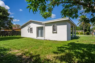 4830 NW 18th St, Lauderhill, FL 33313 - Photo 24