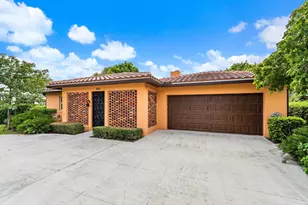 324 Sandal Ln, Palm Beach Shores, FL 33404 - Photo 2