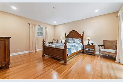 324 Sandal Lane, Palm Beach Shores, FL 33404 - Photo 18