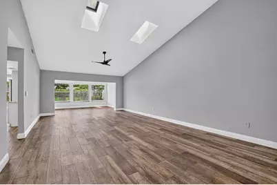 568 SW 28th Avenue, Delray Beach, FL 33445 - Photo 14