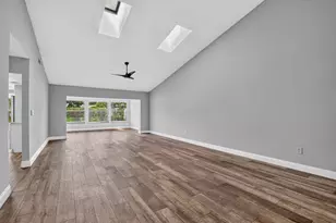 568 SW 28th Ave, Delray Beach, FL 33445 - Photo 14
