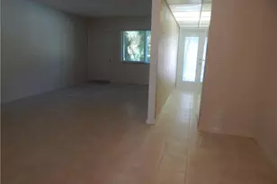 2110 NE 39th St, Fort Lauderdale, FL 33308 - Photo 4