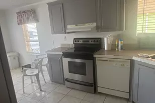 8267 SE Swan Ave SE, Hobe Sound, FL 33455 - Photo 1