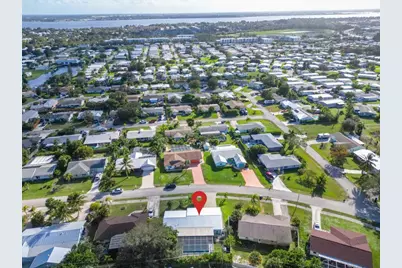 1593 NE 24th Street, Jensen Beach, FL 34957 - Photo 38