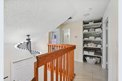 281 SW 95th Terrace, Pembroke Pines, FL 33025 - Photo 20