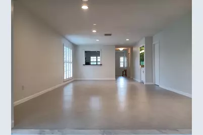 8045 Eastlake Drive, Boca Raton, FL 33433 - Photo 10