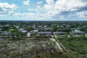 18081 SE Country Club Dr, Jupiter, FL 33469 - Photo 32