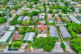 134 SW 10th Ave, Delray Beach, FL 33444 - Photo 1