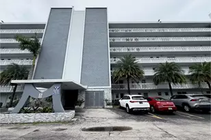 320 NE 12th Ave, Hallandale Beach, FL 33009 - Photo 46