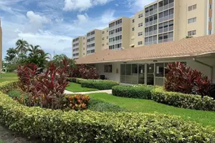 320 NE 12th Ave, Hallandale Beach, FL 33009 - Photo 48