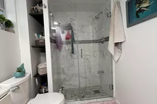 320 NE 12th Ave, Hallandale Beach, FL 33009 - Photo 24