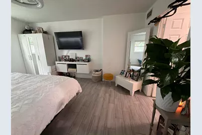 320 NE 12th Avenue #105, Hallandale Beach, FL 33009 - Photo 14