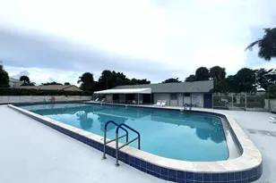 1017 Green Pine Blvd, West Palm Beach, FL 33409 - Photo 18