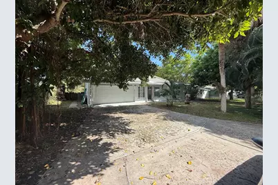 2109 NE Flamingo Terrace, Jensen Beach, FL 34957 - Photo 2