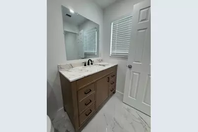 1031 NW 10th Avenue, Fort Lauderdale, FL 33311 - Photo 2