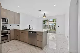 4083 Lake Tahoe Cir, West Palm Beach, FL 33409 - Photo 8