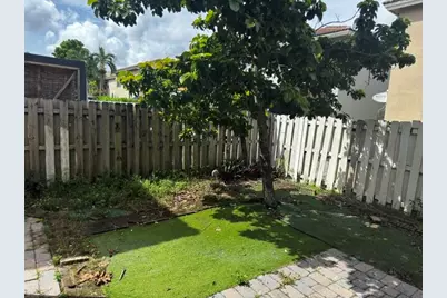 4083 Lake Tahoe Circle, West Palm Beach, FL 33409 - Photo 18
