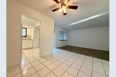 305 SE 9th Avenue #13, Pompano Beach, FL 33060 - Photo 10