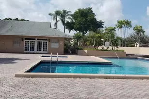 2151 NW 96th Terrace, Pembroke Pines, FL 33024 - Photo 20