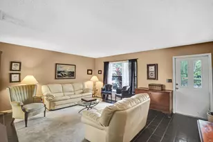 1065 Raintree Ln, Palm Beach Gardens, FL 33410 - Photo 10