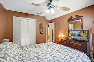 1065 Raintree Ln, Palm Beach Gardens, FL 33410 - Photo 26