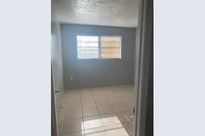 644 SW 4th Street #1, Belle Glade, FL 33430 - Photo 6
