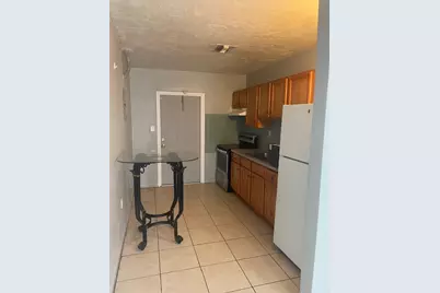 644 SW 4th Street #1, Belle Glade, FL 33430 - Photo 2
