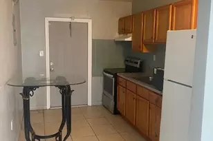 644 SW 4th St, Belle Glade, FL 33430 - Photo 2