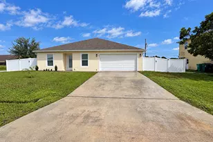 597 NW Kilpatrick Ave, Port Saint Lucie, FL 34983 - Photo 1