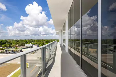 220 Lake Shore Drive #612, West Palm Beach, FL 33403 - Photo 6