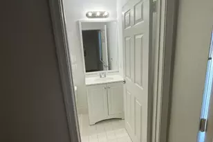 986 Summit Lake Dr, West Palm Beach, FL 33406 - Photo 28