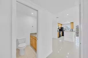 1360 SE High Point Way SE, Delray Beach, FL 33445 - Photo 20