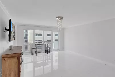 133 N Pompano Beach Boulevard #1103, Pompano Beach, FL 33062 - Photo 6