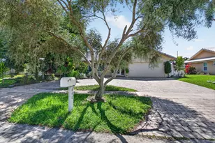 440 NW 69th St, Boca Raton, FL 33487 - Photo 2