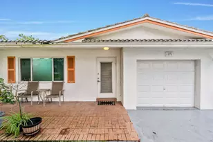 1171 NW 89th Ave, Plantation, FL 33322 - Photo 2