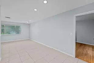 1171 NW 89th Ave, Plantation, FL 33322 - Photo 8