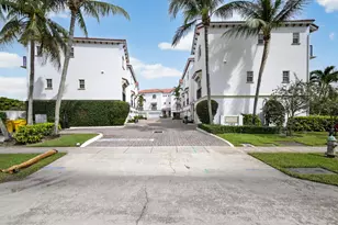 1950 Presidential Way, West Palm Beach, FL 33401 - Photo 1